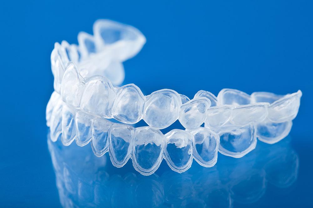 Teeth whitening trays